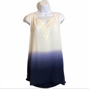 BY DESIGN Large ombre knitted V-neck white, blue sleeveless tank